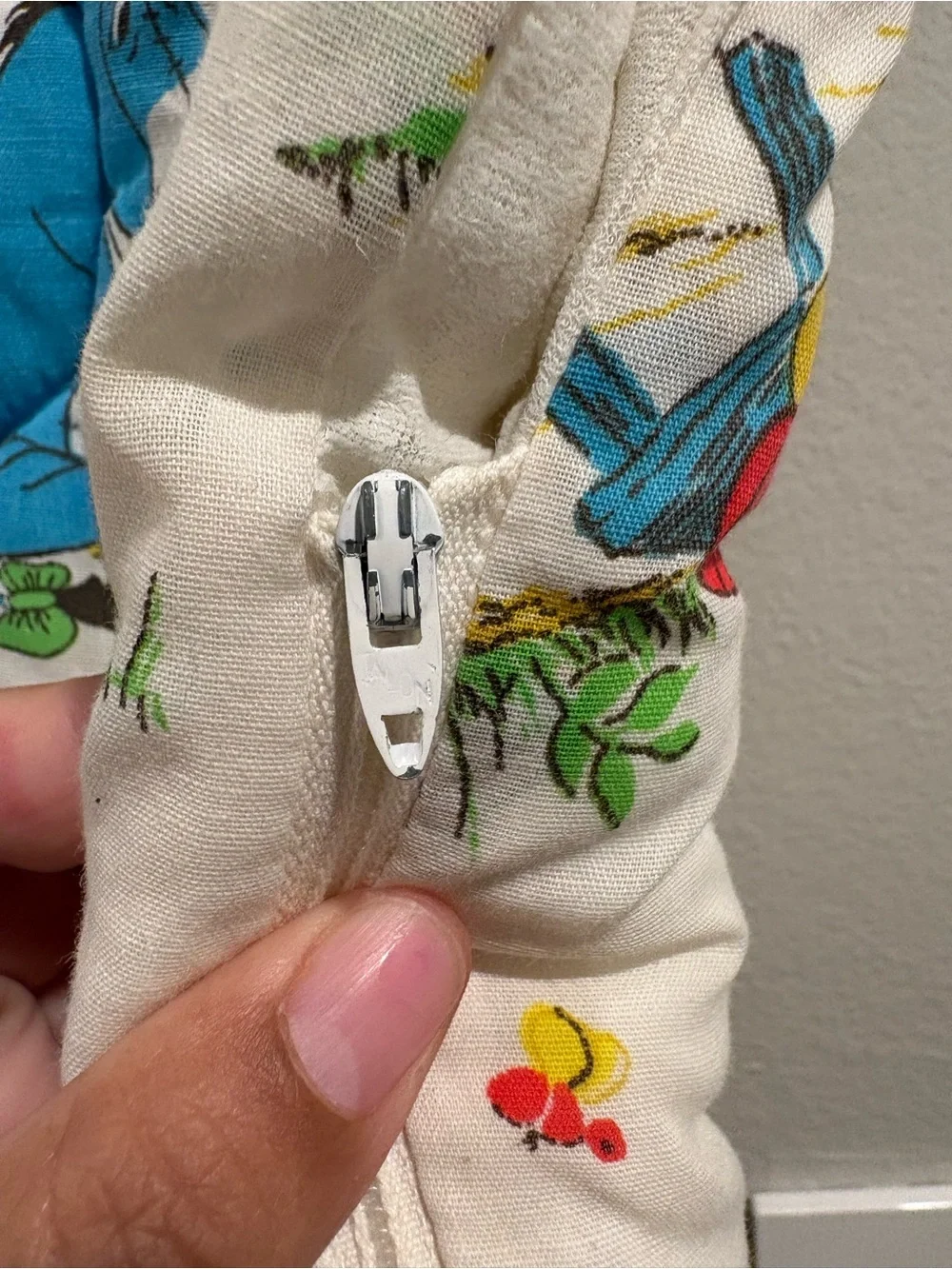 Vintage 1970’s Winnie the Pooh Disney Quilted Baby Blanket w/side Zipper - Picture 6 of 14